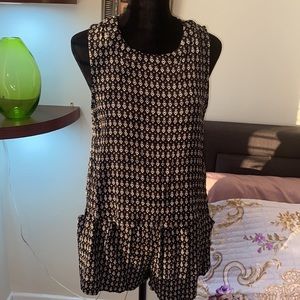 LULUS BLACK & White Back exposed romper size L✨
